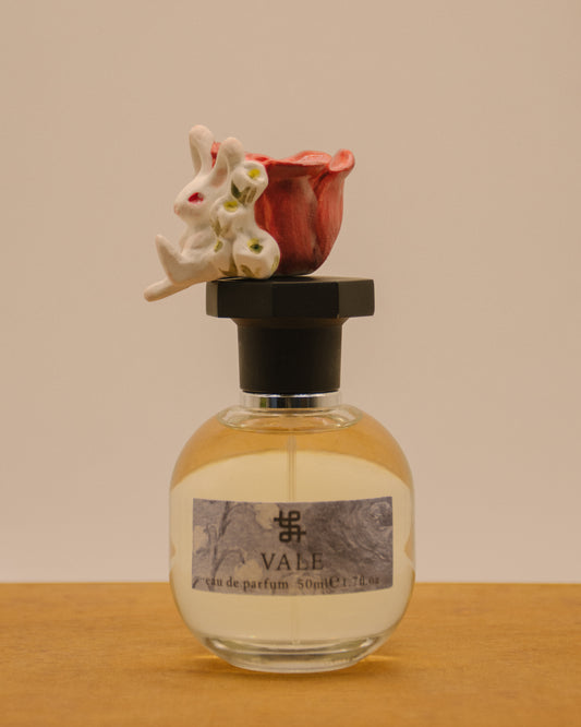 Limited Bundle - VALE Full Size Bottle w/ Ceramic Rabbit